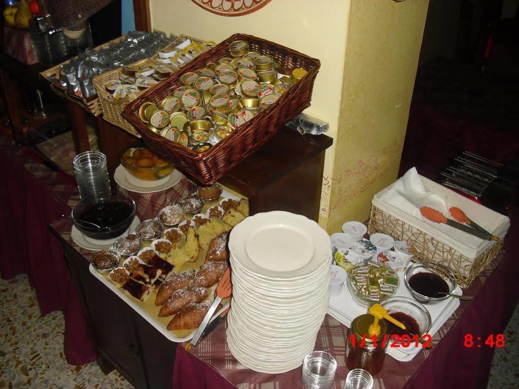 סרטאנו La Gustea Hotel & Cucina מראה חיצוני תמונה